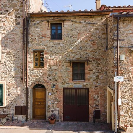 La Terrazza Villa Chianni Bagian luar foto