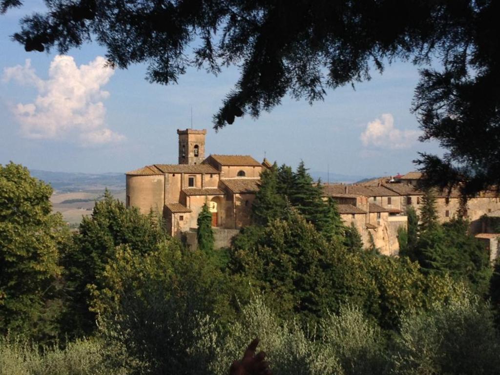 La Terrazza Villa Chianni Bagian luar foto