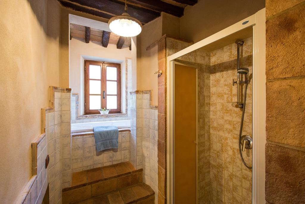 La Terrazza Villa Chianni Bagian luar foto